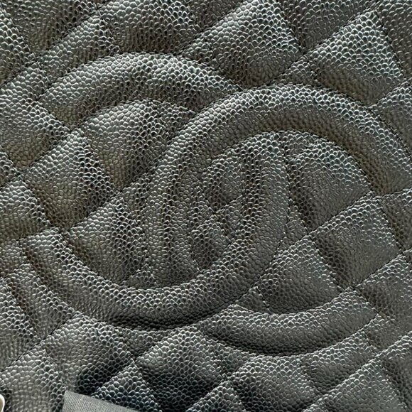 100% Authentic CHANEL GST Black Caviar Tote Bag - Picture 9 of 14